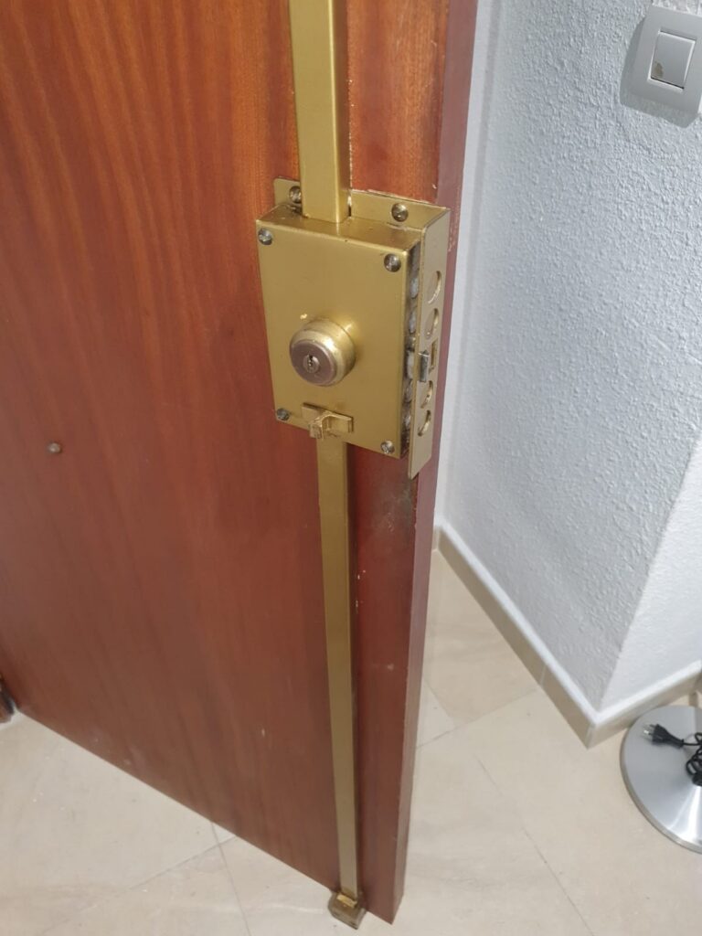 Apertura de puertas Aspe