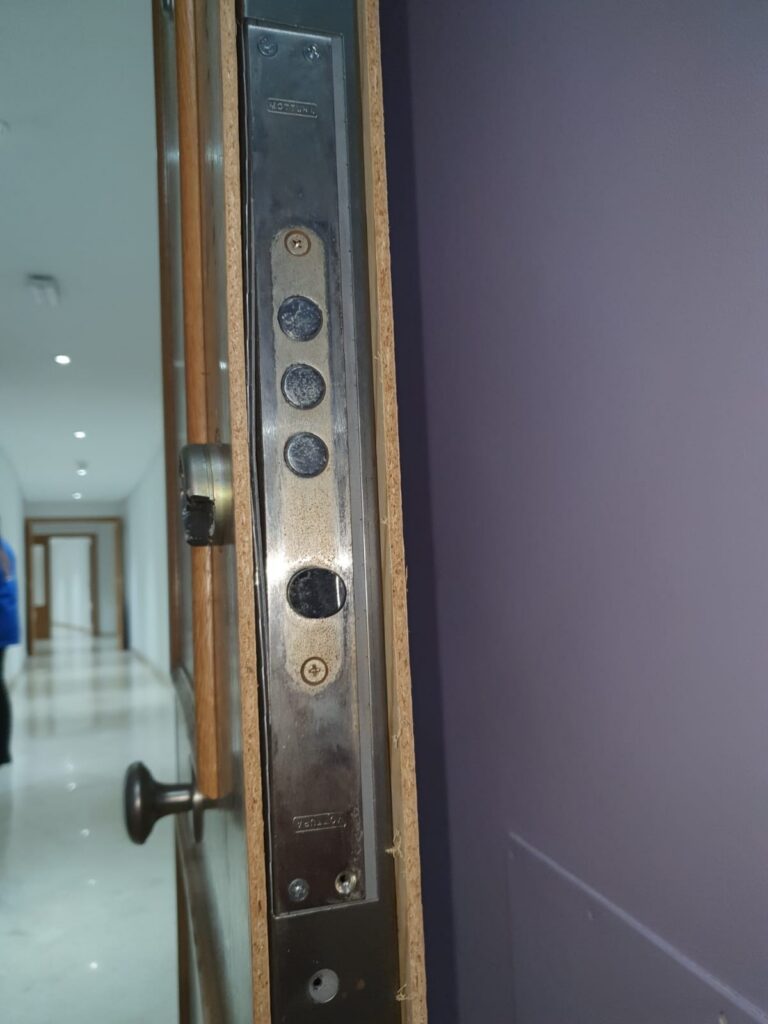 Apertura de puertas Barrio Benalua