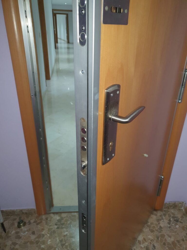 Apertura de puertas Beneixama