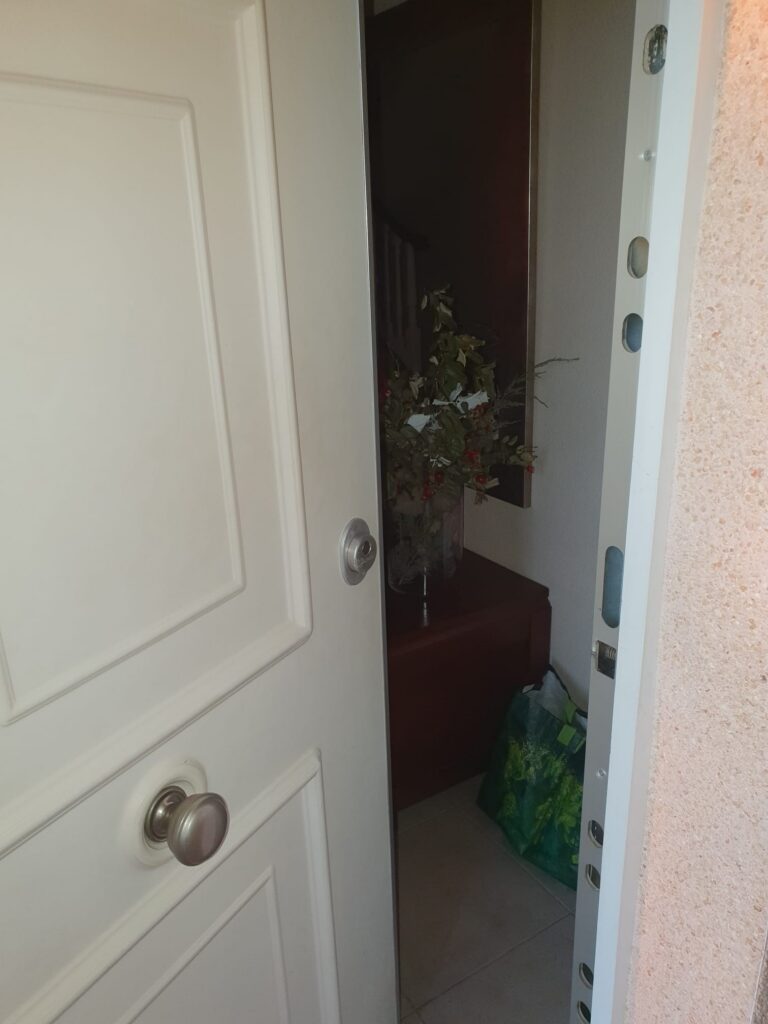 Apertura de puertas Benijofar