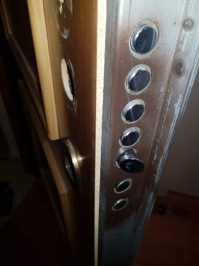 Apertura de puertas Caserio Los Alfasos
