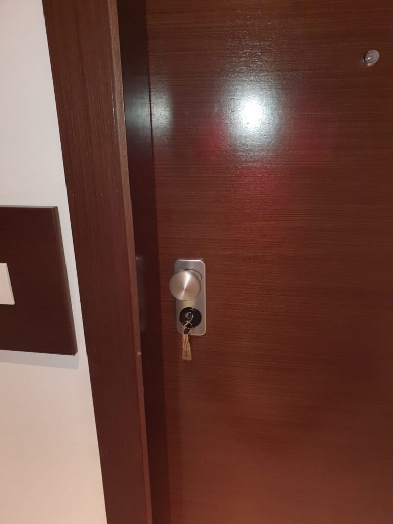 Apertura de puertas Catral