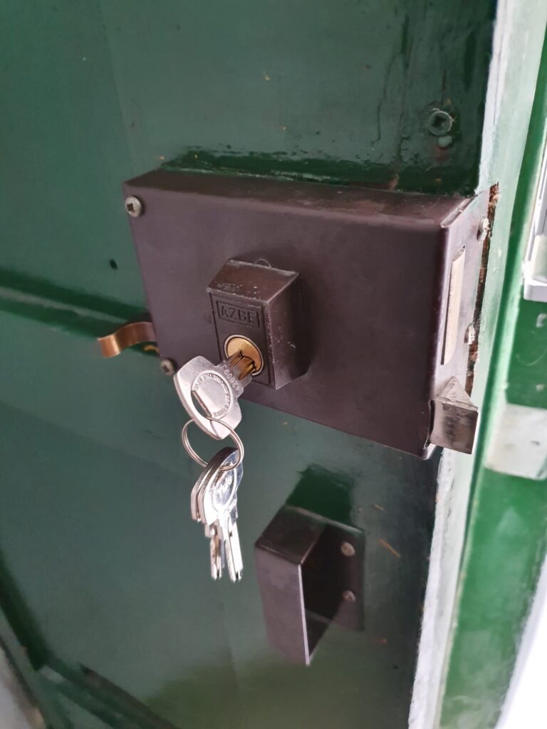 Apertura de puertas Dona Pepa