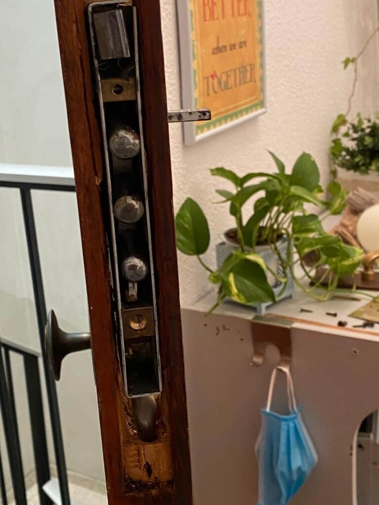 Apertura de puertas La Marquesa