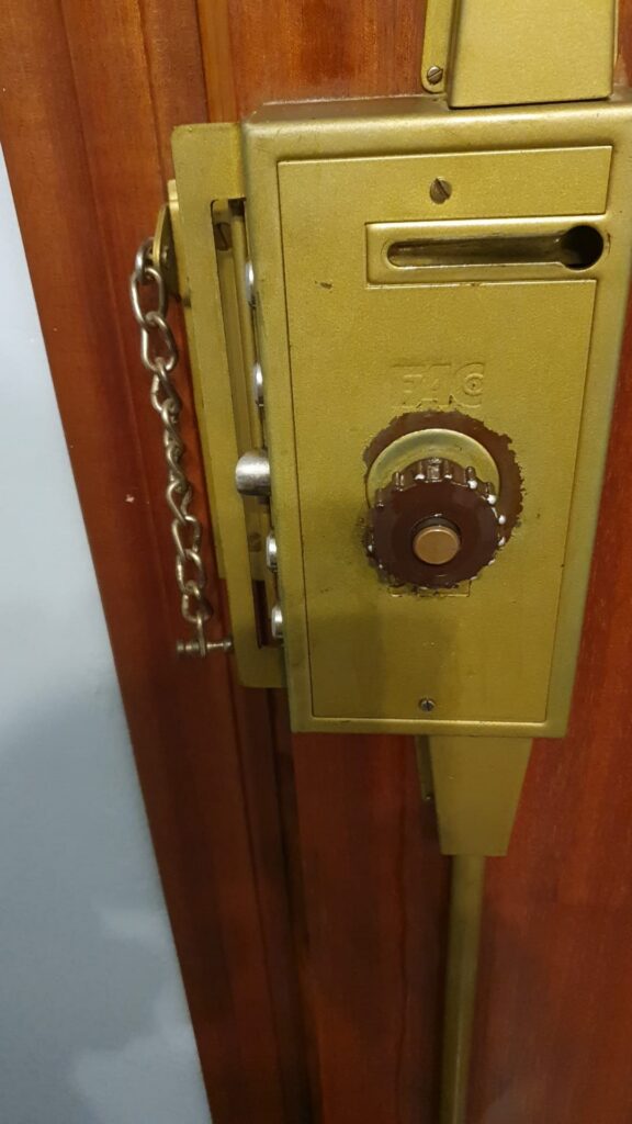 Cambio de cerraduras Relleu